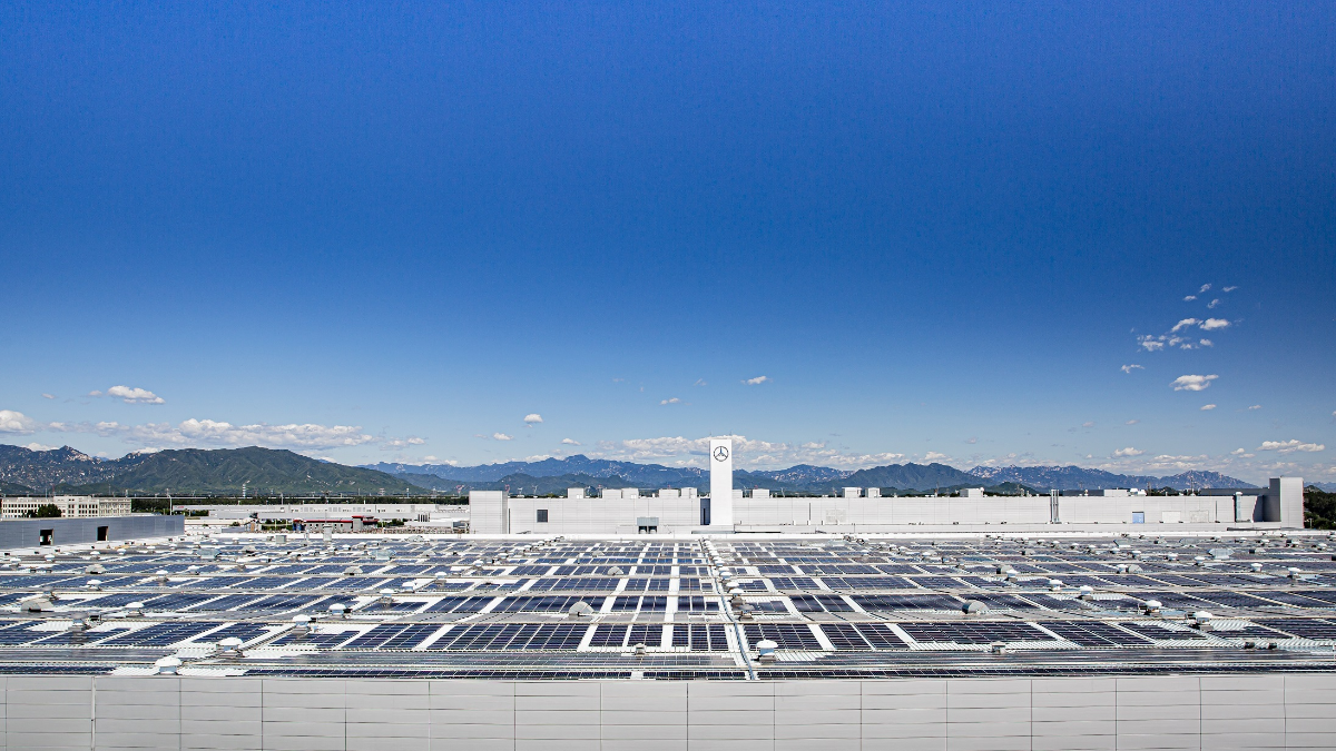 From Factory to Mall: How PV Panels Enable Businesses to “Save Money Effortlessly”